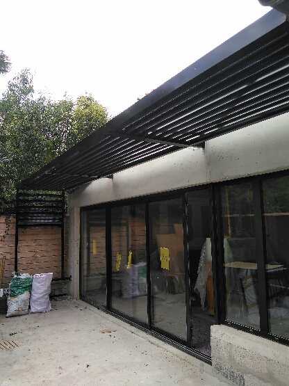 Pergola en aluminium sur mesure