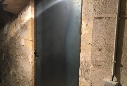 Porte de cave sur mesure