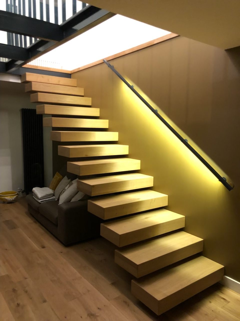 Escalier, plancher en verre, garde corps sur mesure